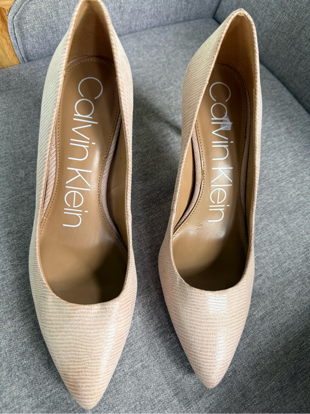 Calvin Klein Blush Textured Pointed-Toe Pumps